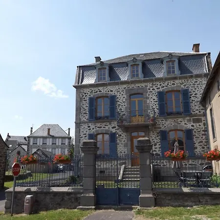 بيت للعطل Maison De Montagne Renovee, Proche Du Ski, Rando, Peche, Cascades, 5 Chambres, Jardin, Animaux Acceptes - Fr-1-742-56 *