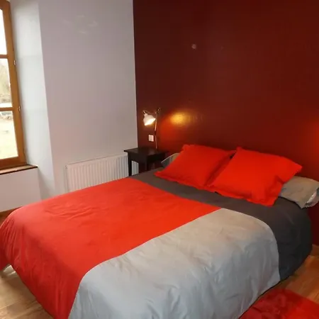 بيت للعطل Maison De Montagne Renovee, Proche Du Ski, Rando, Peche, Cascades, 5 Chambres, Jardin, Animaux Acceptes - Fr-1-742-56 *