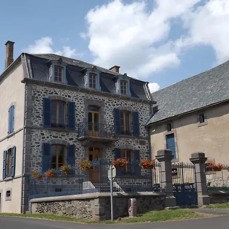 بيت للعطل Maison De Montagne Renovee, Proche Du Ski, Rando, Peche, Cascades, 5 Chambres, Jardin, Animaux Acceptes - Fr-1-742-56